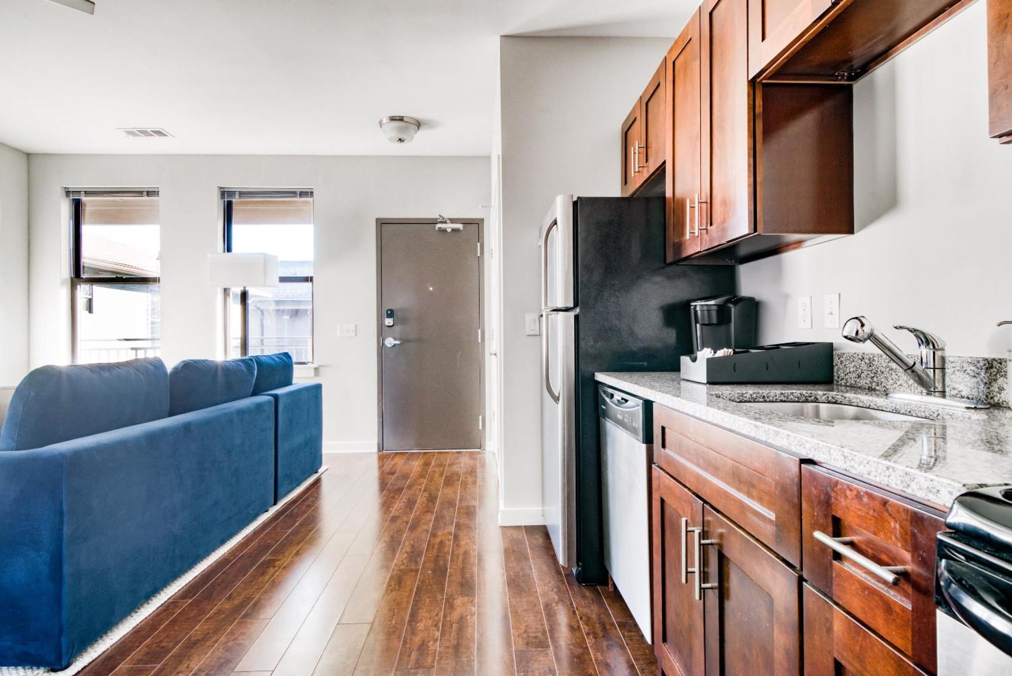 Cozysuites Music Row Bold 1Br W Free Parking Нэшвилл Экстерьер фото