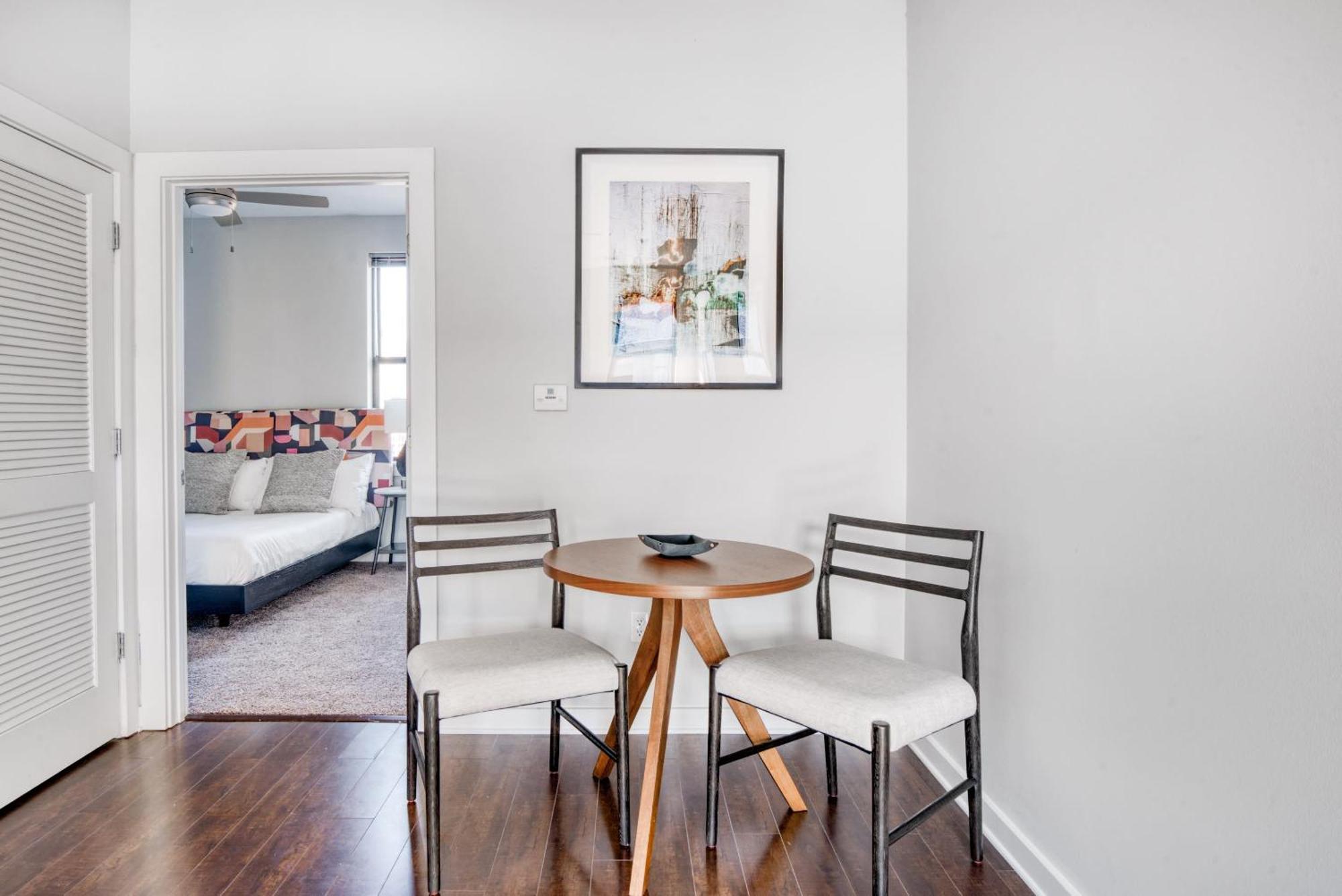 Cozysuites Music Row Bold 1Br W Free Parking Нэшвилл Экстерьер фото